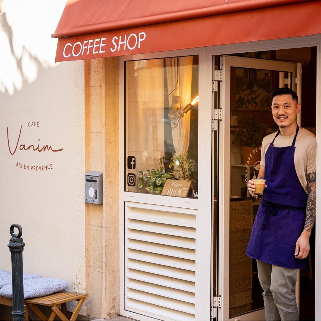 Comptoir et équipe de Vanim à Aix-en-Provence